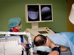 Рентген сканирование производится интраоперационно (прямо во время операции).